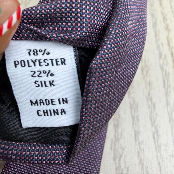 726 Bar III Men's Tie Cobble Solid 656 Mauve $55 Silk Poly Blend Skinny Slim - Picture 3 of 5